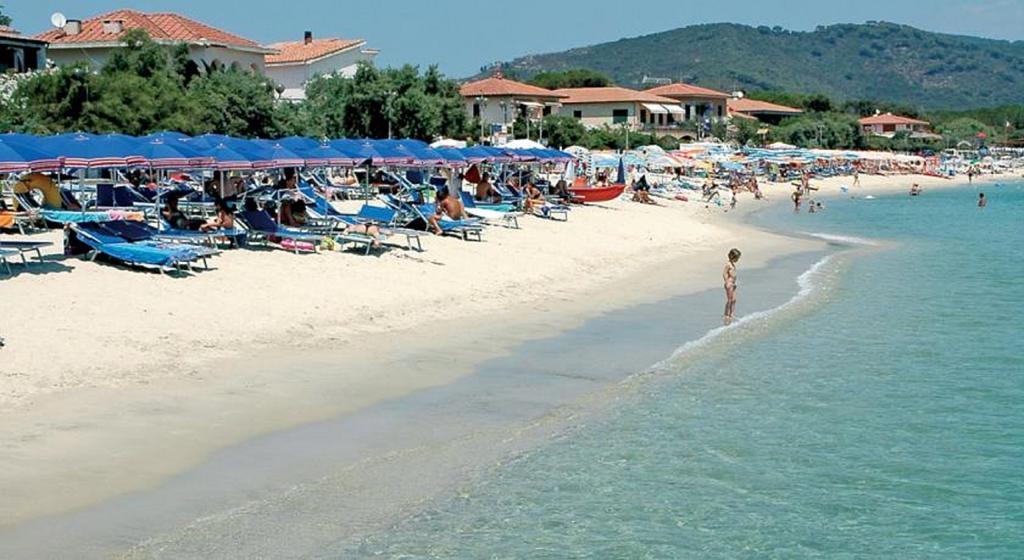 Appartamenti Maricampo By Helloelba Marina di Campo Kültér fotó