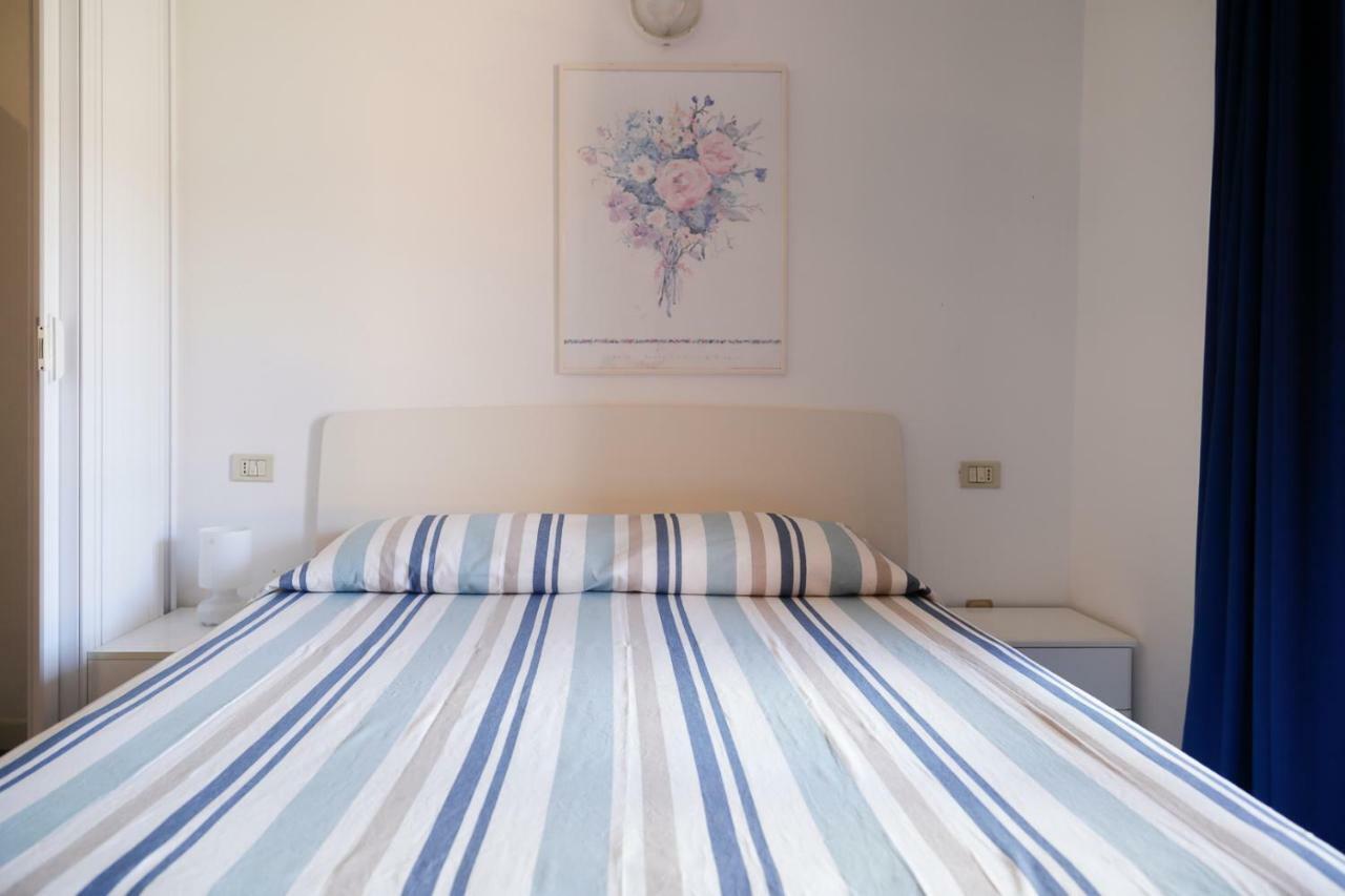 Appartamenti Maricampo By Helloelba Marina di Campo Kültér fotó